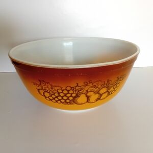 Vintage Pyrex Fruit Design Mixing Bowl #403